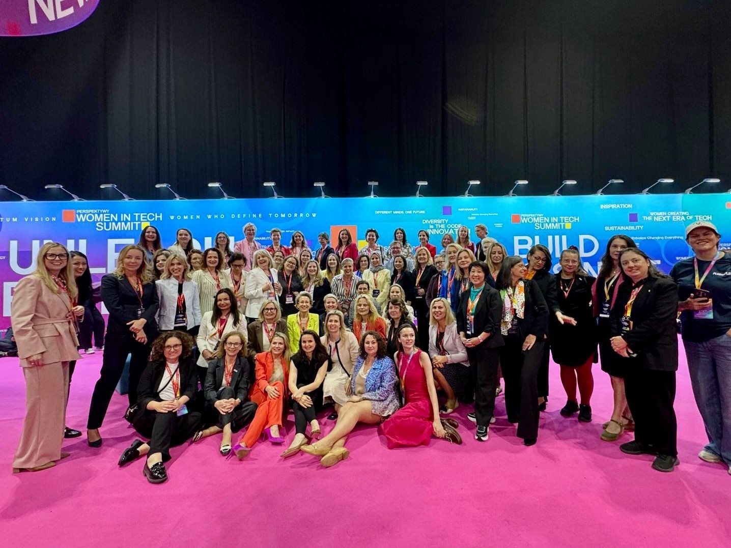 Zdjęcie z European Summit of Women Leaders in Science and Tech